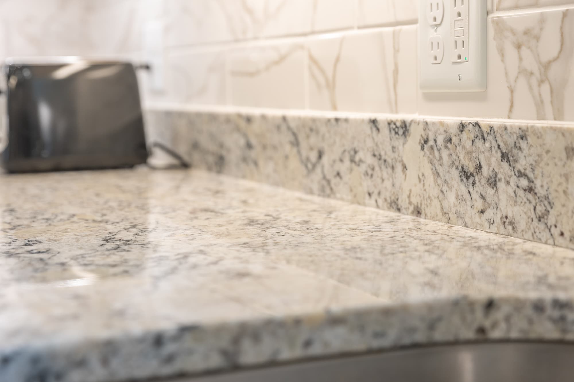 Countertop Project in Planters Way Timberlake - Gallery Image 16